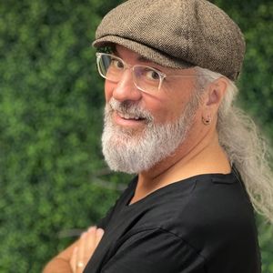 Meet your Posher, Scott